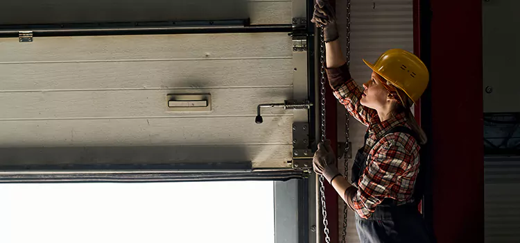 Addressing Common Garage Door Stoppage Issues in Roanoke, VA