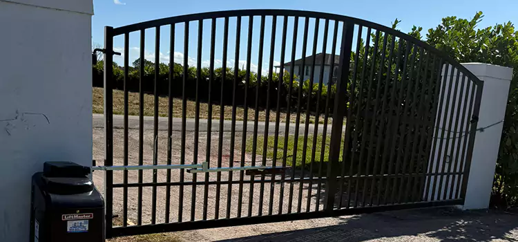 Driveway Fence Repair Roanoke